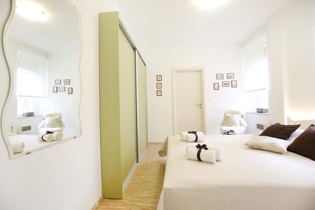 Allegro Exclusive Suites Old Town Center ザダル エクステリア 写真