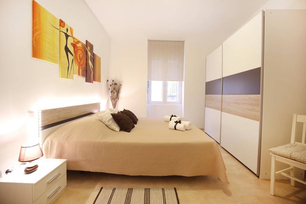 Allegro Exclusive Suites Old Town Center ザダル エクステリア 写真
