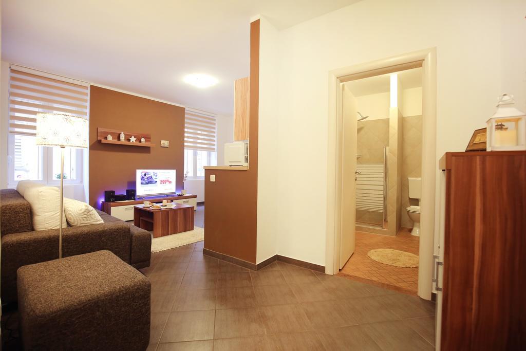 Allegro Exclusive Suites Old Town Center ザダル エクステリア 写真