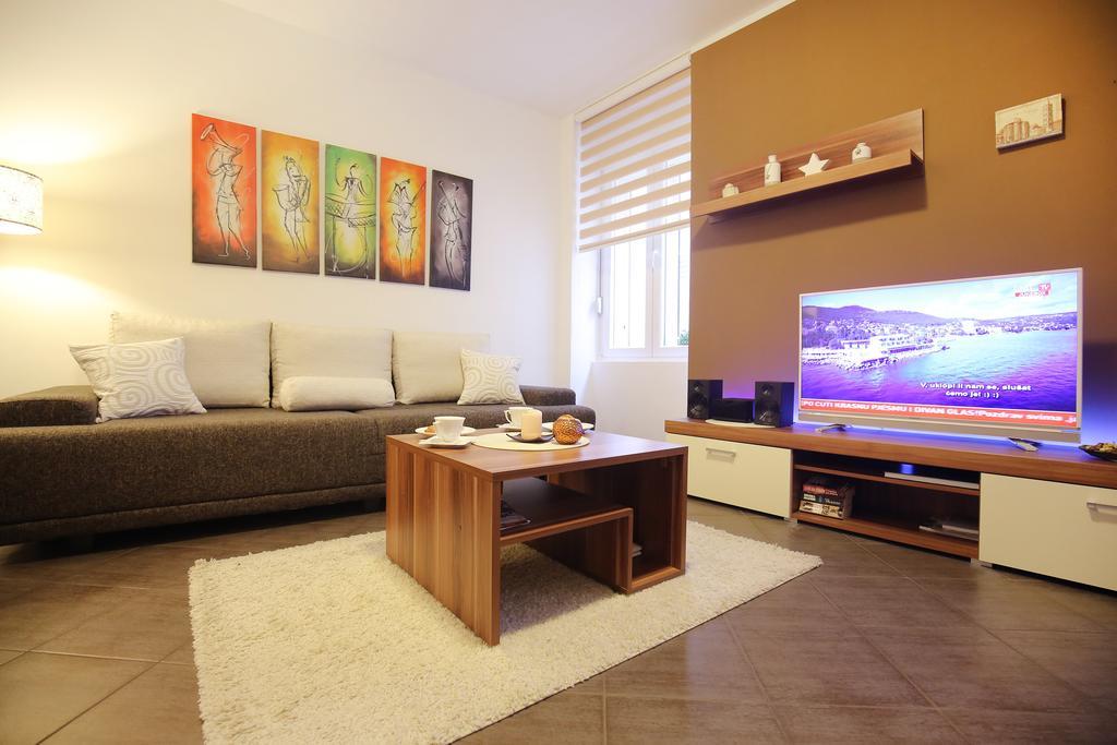 Allegro Exclusive Suites Old Town Center ザダル エクステリア 写真